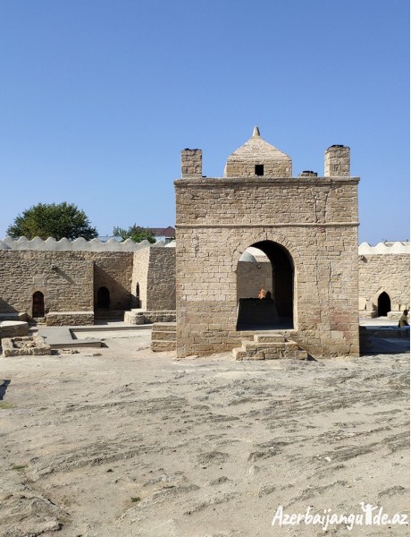 Private tour to Ateshgah Fİre Temple in Baku