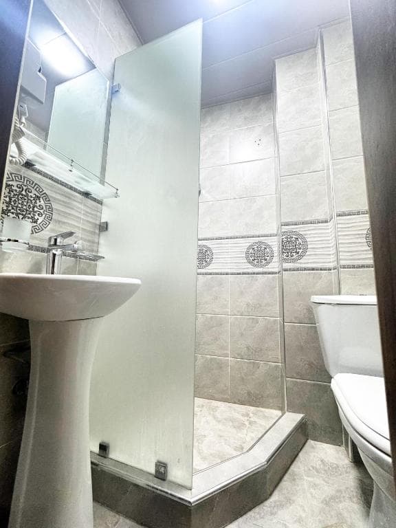 Bobosh Boutique image 3