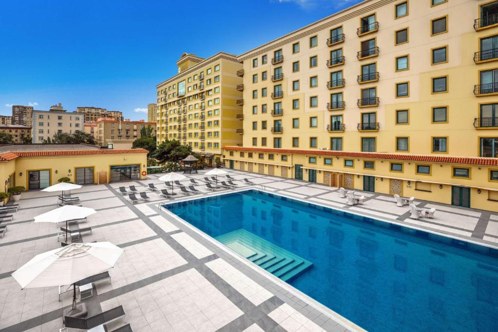 Hyatt Regency Baku image 1