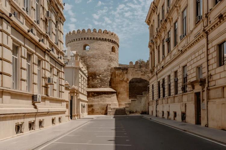 Singapore  to Azerbaijan - 8 nights / 10 days