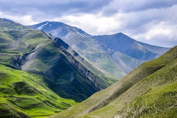 Private Quba city day tour