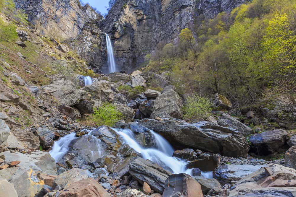 Seven-beauty-waterfall-in-Qabala